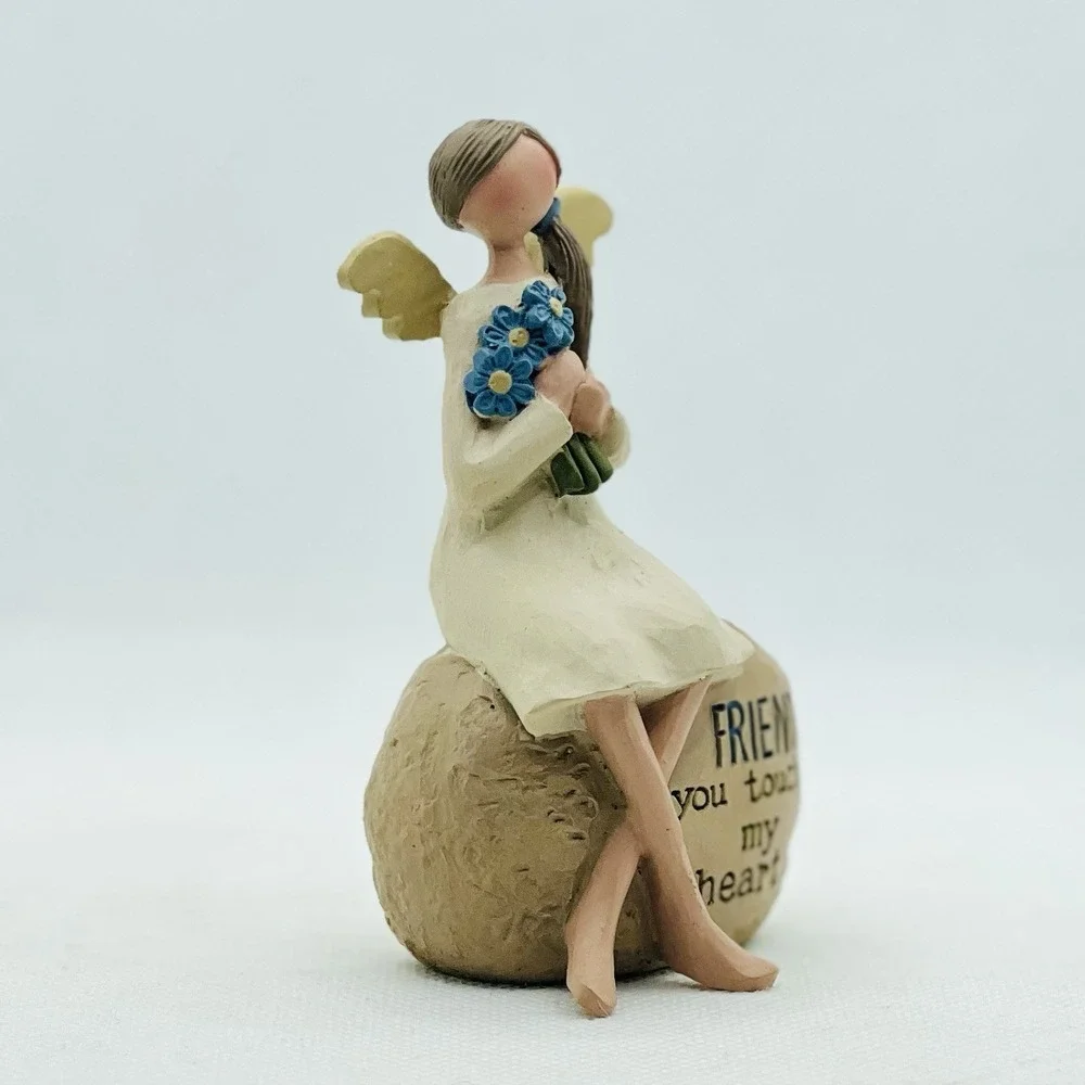 Blossom Bucket 2015‎ B. Lloyd Resin Angel 